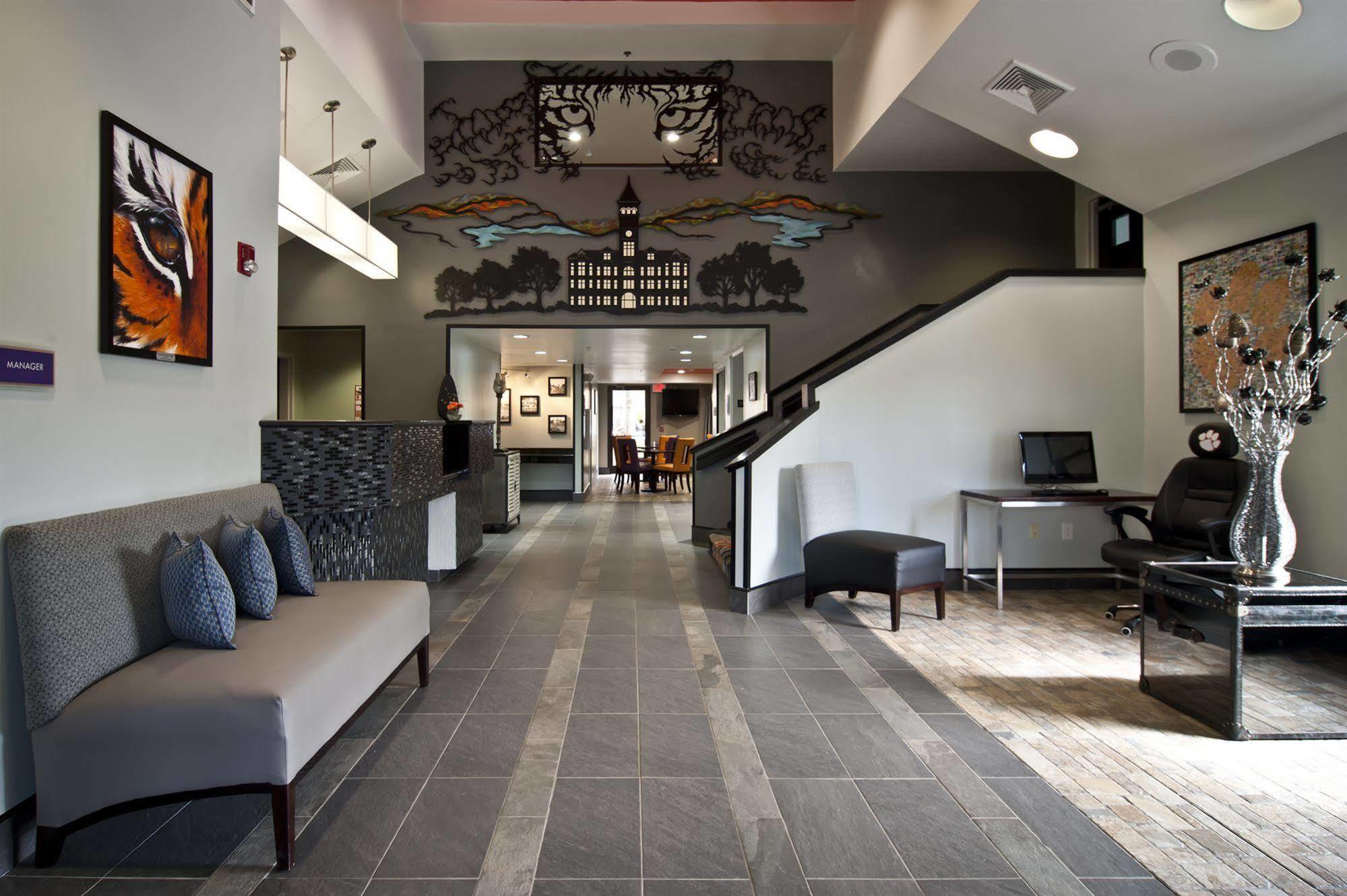 Inn At Clemson Buitenkant foto